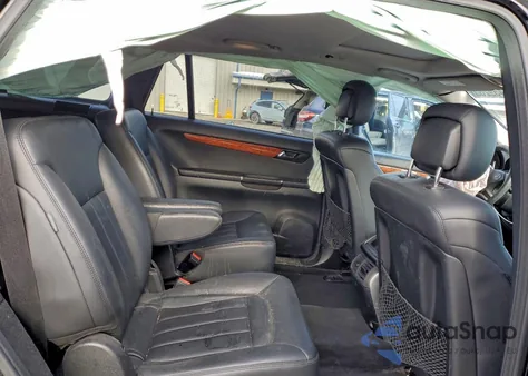 2009 Mercedes-Benz R 320 z USA, uszkodzony, nr VIN 4JGCB25E29A093131